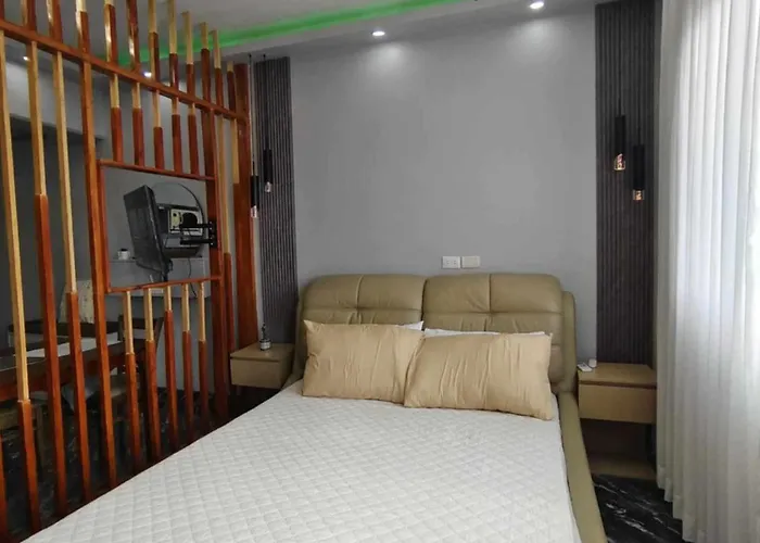 Aparthotel Cheneth Cove Royal